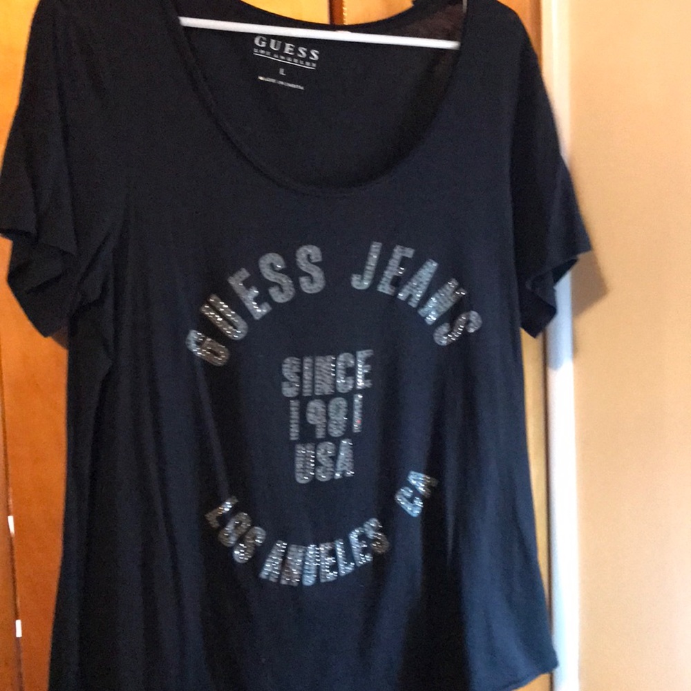 Guess top